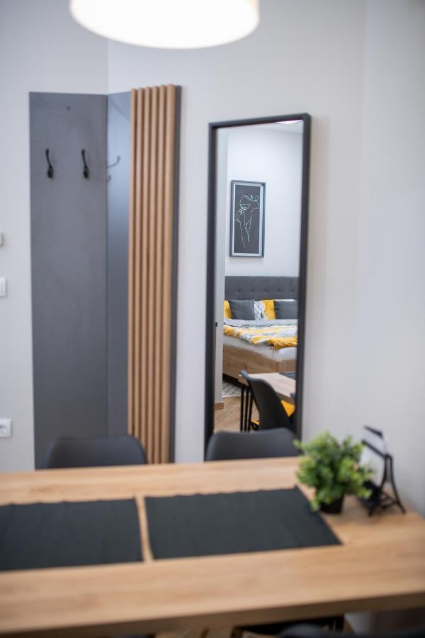 Manoir Apartments City Center Novi Sad Exterior foto