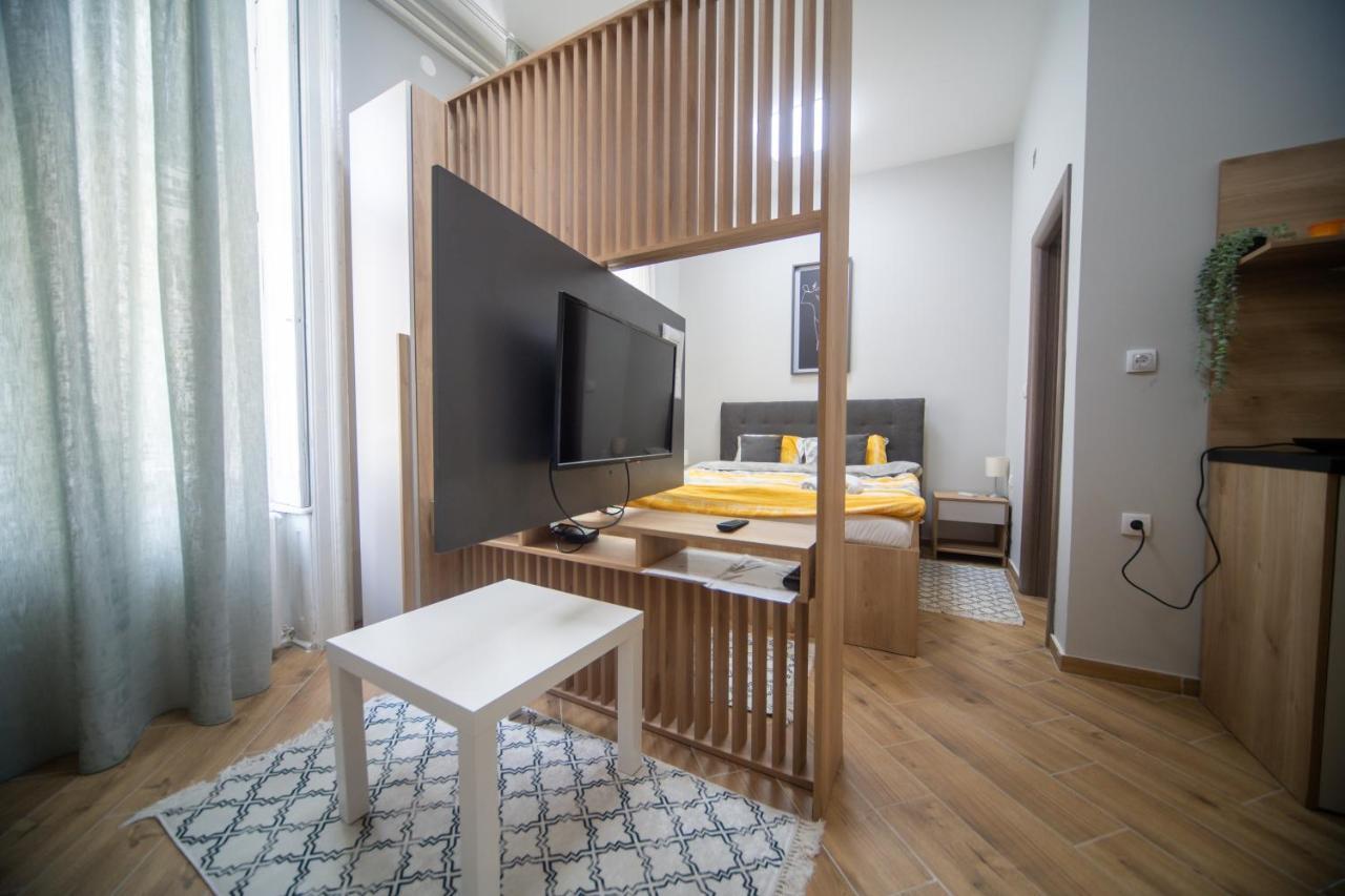 Manoir Apartments City Center Novi Sad Exterior foto
